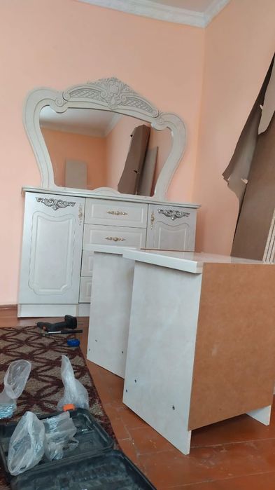 Спалнй гарнитур шкаф