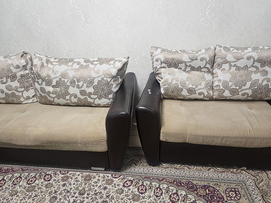 Продам недорого диваны