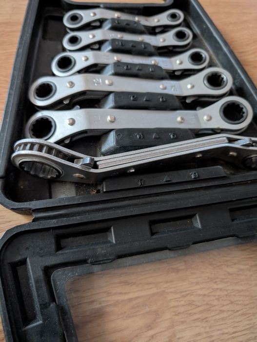 Set de chei inelare cu clichet