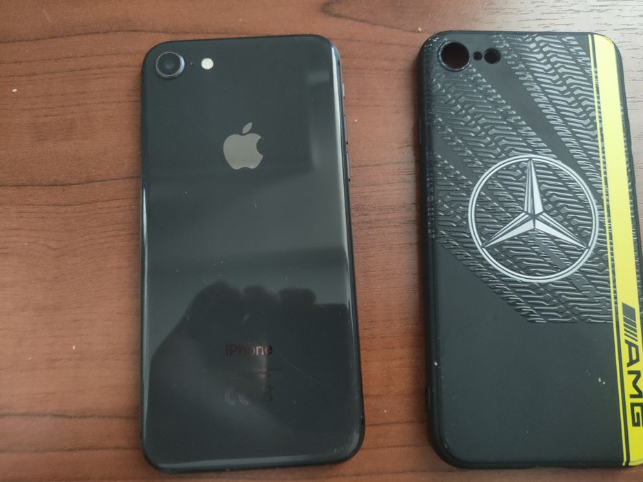 iPhone 8 с коробкой
