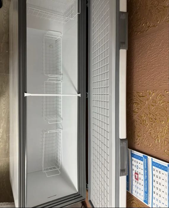 Продается срочно морозильник