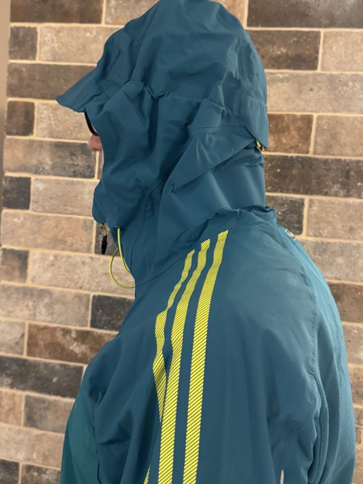 Яке/Шел Адидас/ Adidas