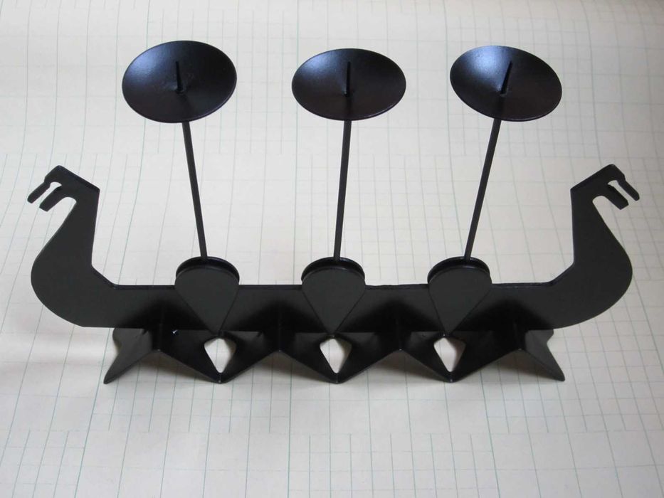 Подсвечник металлический