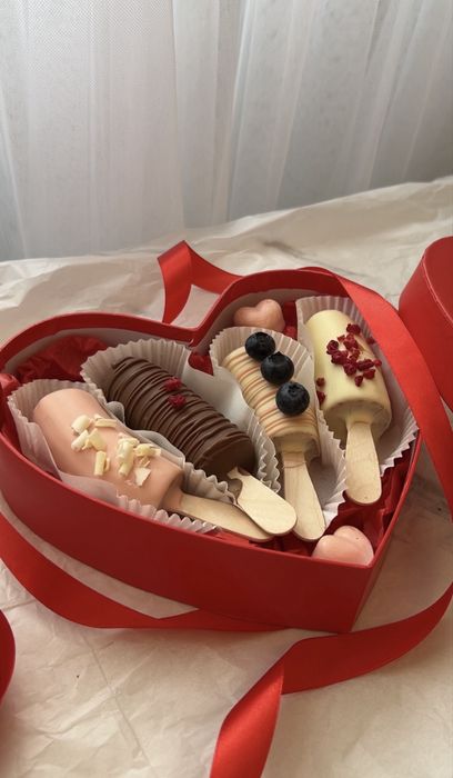 Клубника в шоколаде к 8 Марта | Конаев