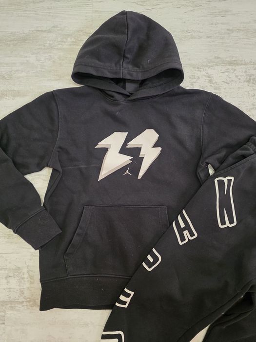 JORDAN New Екип 134-140 см.