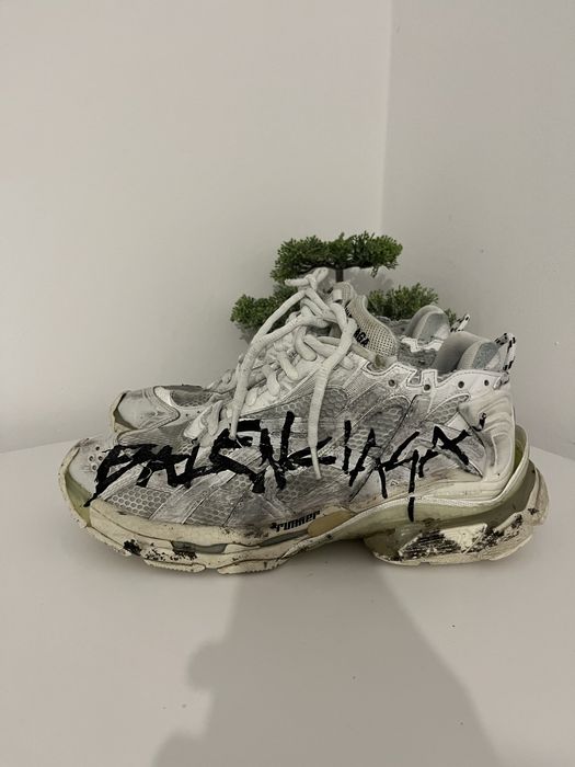 Balenciaga runners