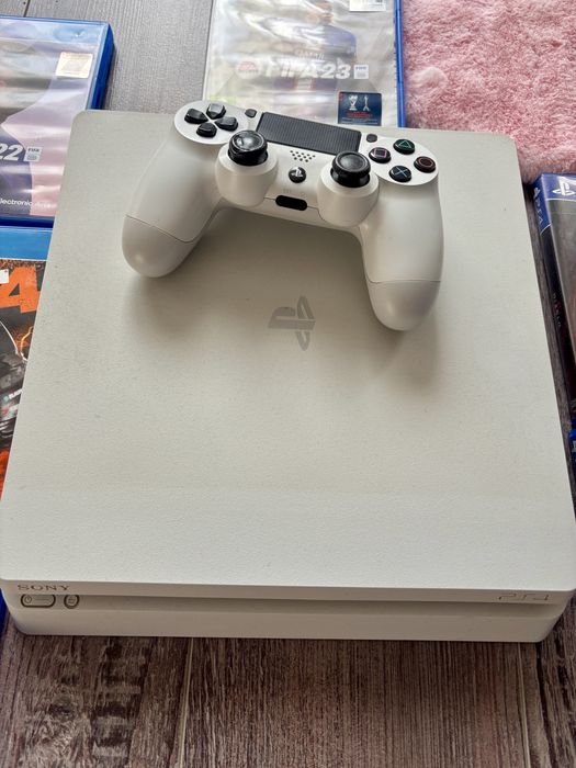 Play station 4 cu jocuri