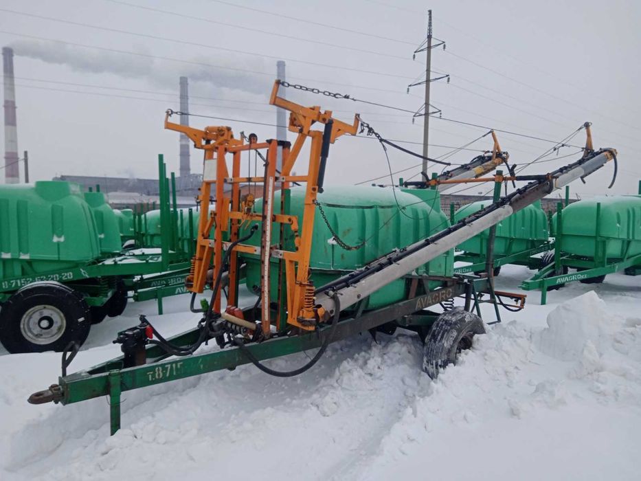 Продам опрыскиватель БУ (AVAGRO TT2525)
