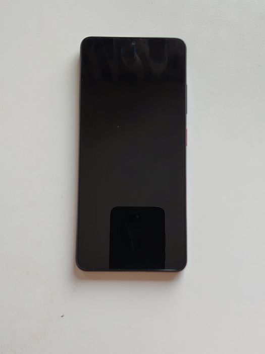 Продам новый смартфон