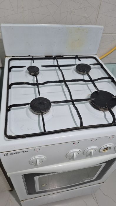 Продам плиту газовую.