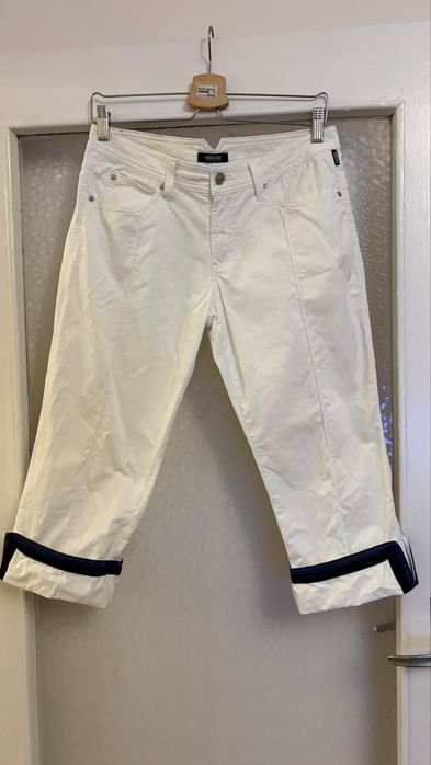 Панталони под коляното Versage