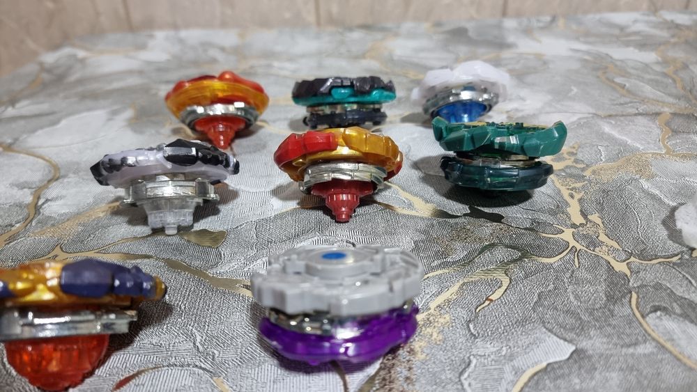 Beyblade burst б/у