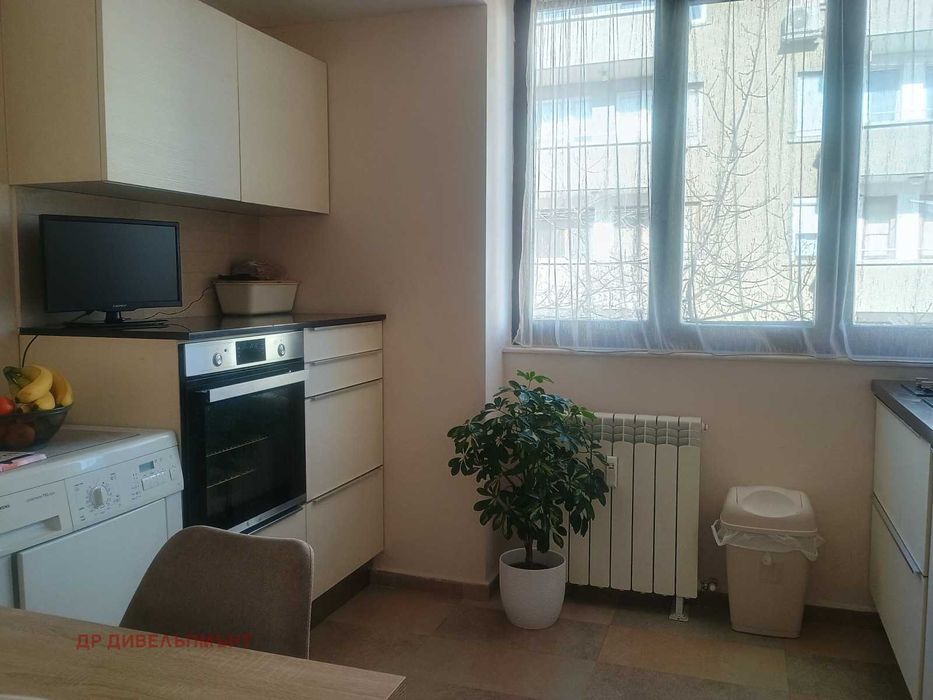 Дава се под наем Тристаен апартамент в София, Гео Милев - 65 кв.м за 509.49 € - Снимка #5