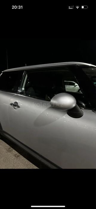 Автомобиль Mini Cooper
