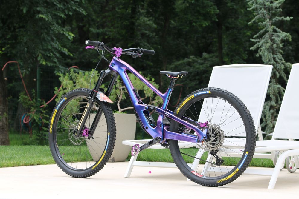 Bicicleta Cannondale jekyll CUSTOM