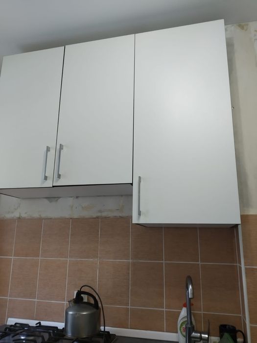 Продам кухню срочно