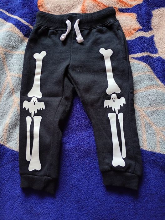 De vinzare pantaloni baiat