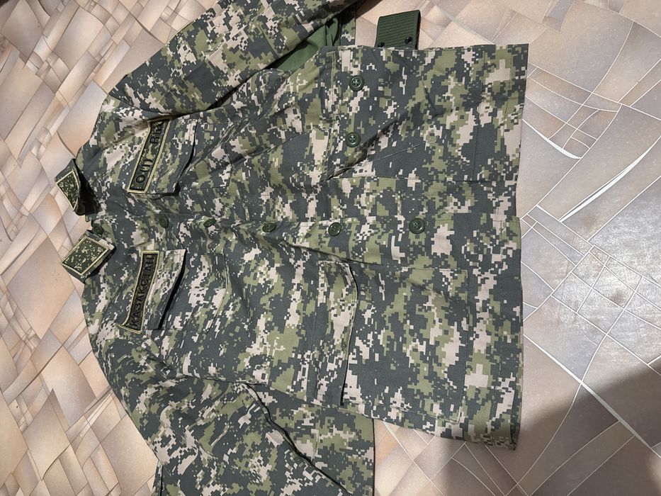 Продаю комплект  военной формы