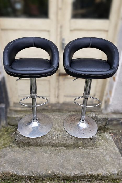 Set 4 scaune de bar sau terasa (design modern )