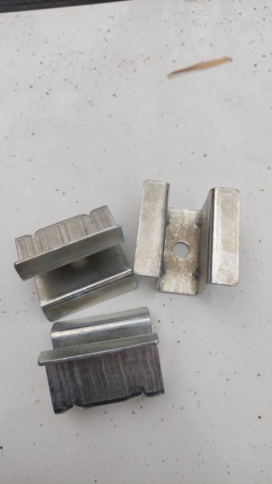 средняя крепления, Planka  планка для крепления солнечных панелей