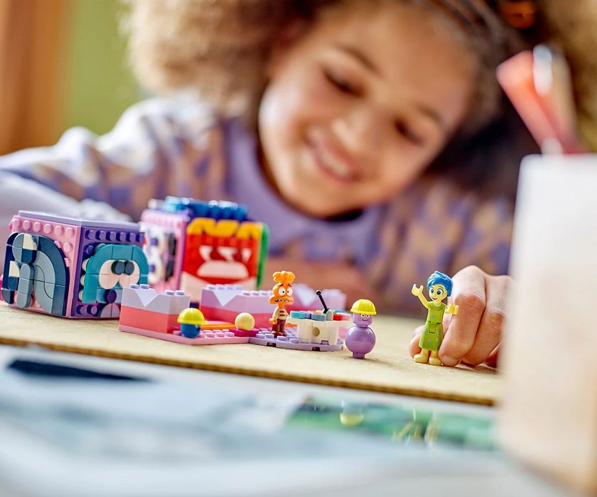 LEGO® Disney™ Pixar 43248 - Отвътре навън 2: Кубчета за настроение