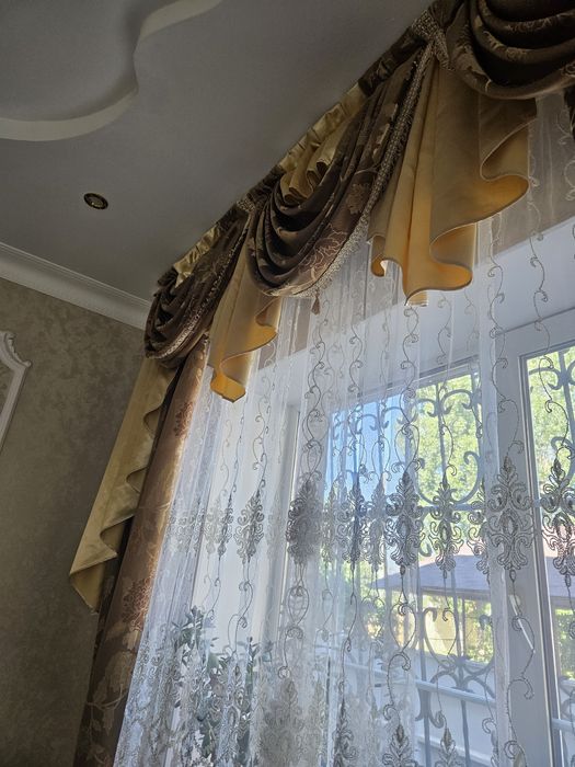 Продам шторы в зал