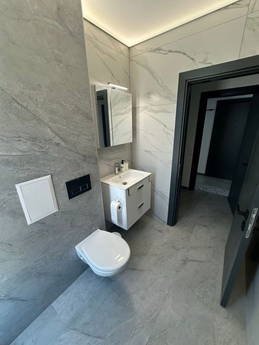 Двустаен широк център Плевен