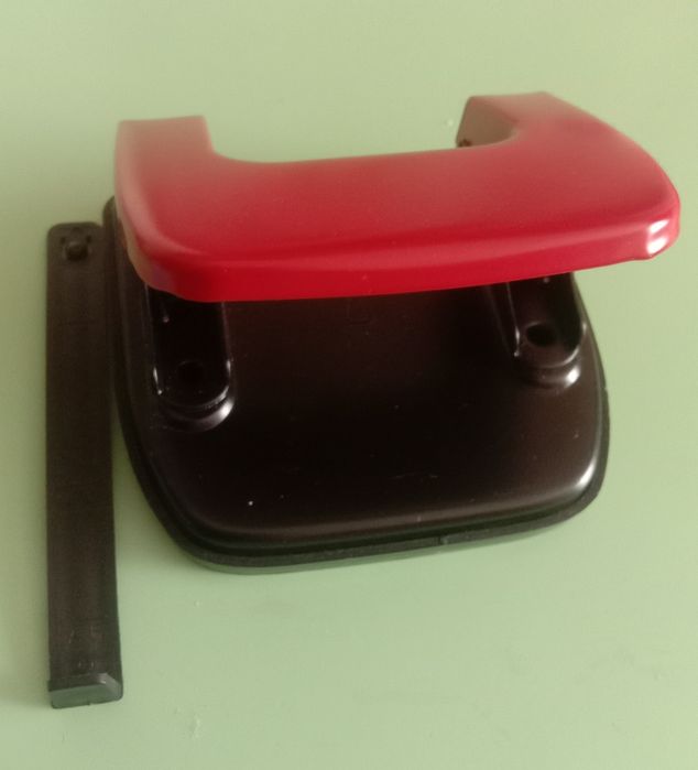 Канцелярский товар.