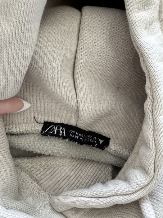 Бежав суитчър Zara