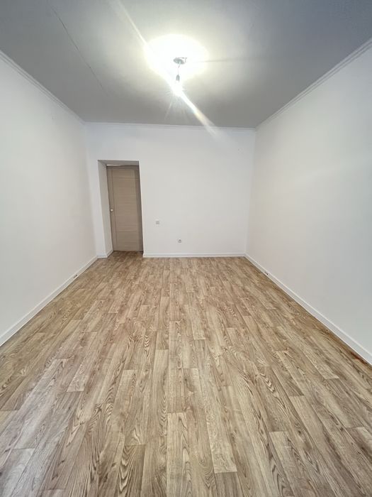 Срочно продам 3 х комн кв в районе Батыс2