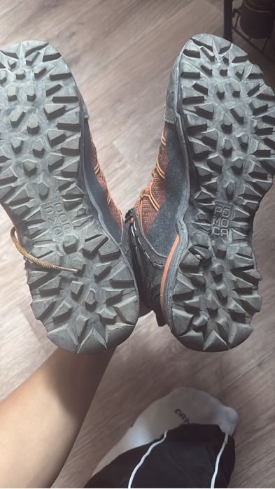 Продам горные Ботинки