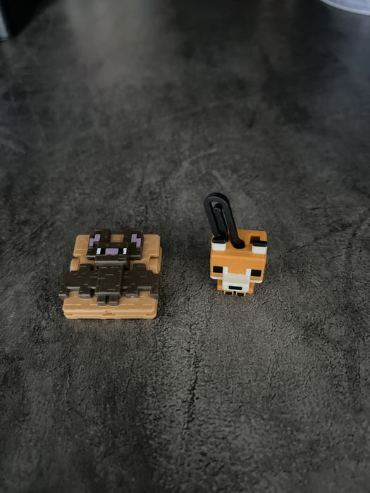 Игрушка киндер майнкрафт