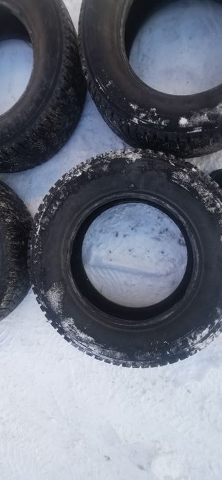 Продам резину 225/70/16