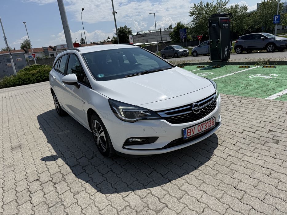 OPEL Astra 2019 — imagine 4