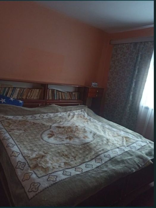 Vand apartament  4 camere