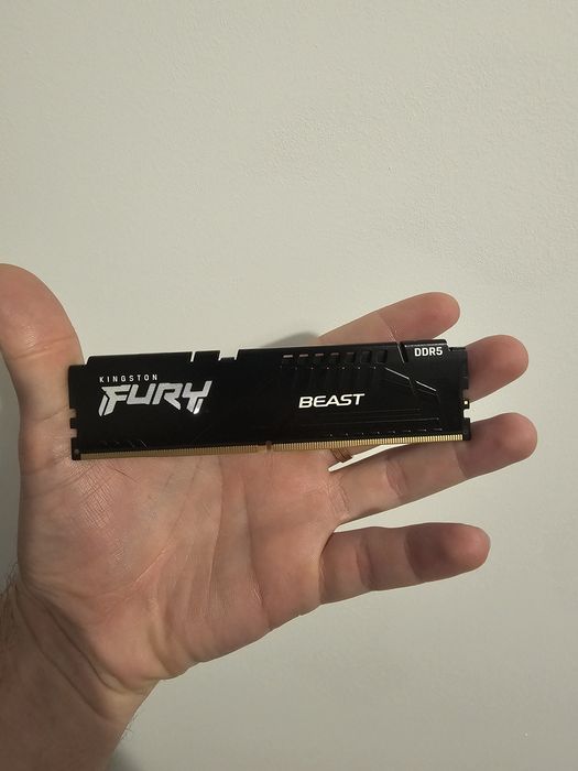 Memorie Kingston FURY 32GB DDR5, 6000MT/s, CL30