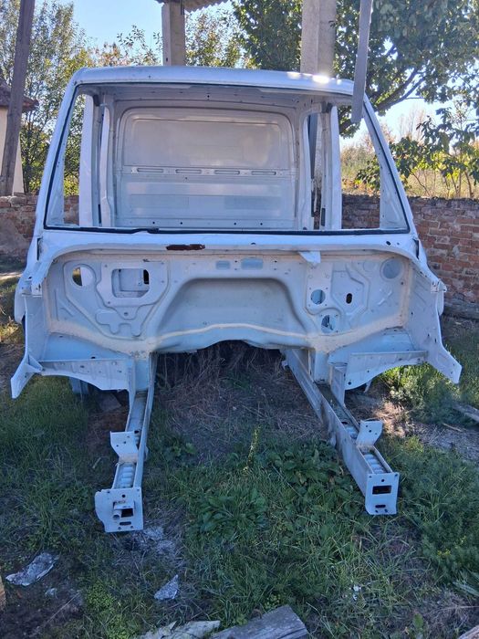 Caroserie Sprinter w907 doka an 2018-2026 cu lada 3,20 m lungime