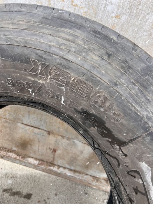 2 anvelope autocar 295/80/22.5 , Michelin , 13 mm !
