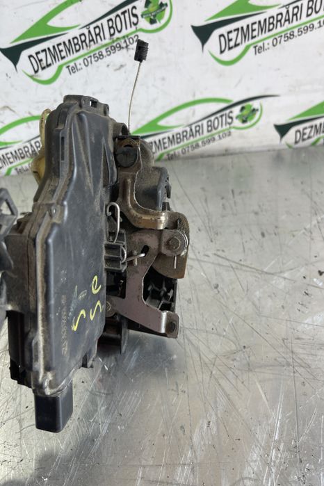 Broasca usa spate stanga 1M0839085 Seat Leon prima generatie 1M