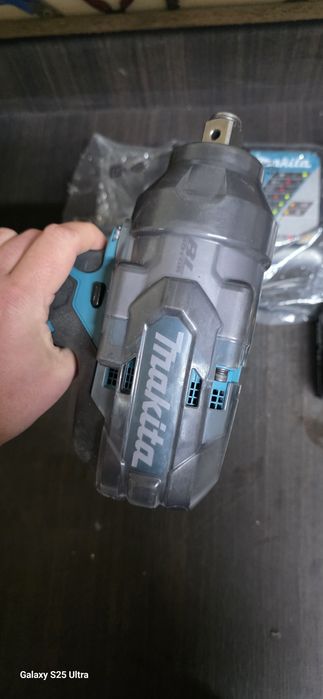 Pistol impact mare Makita