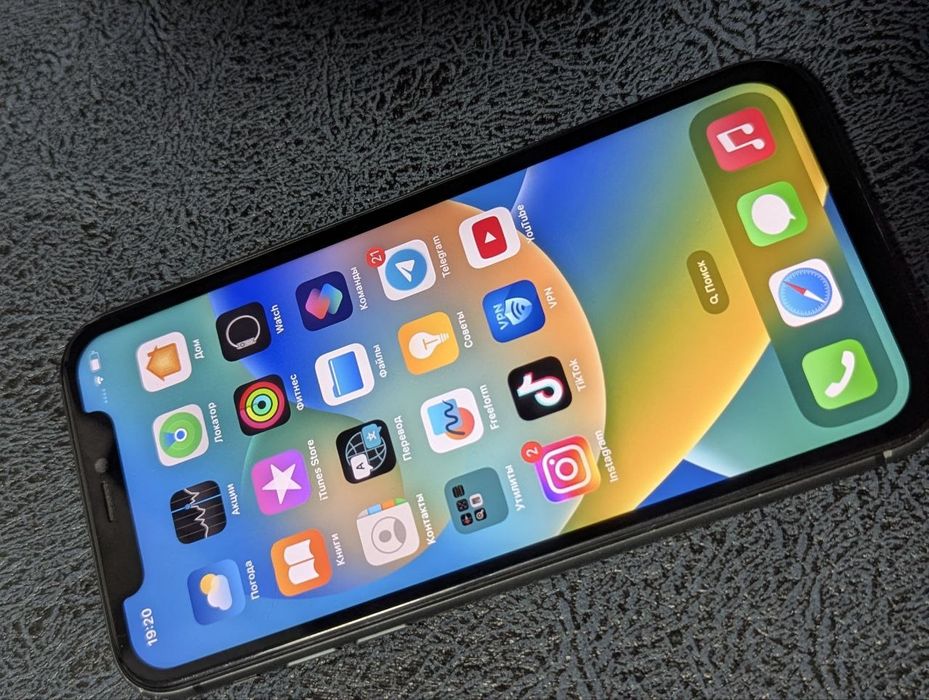 Iphone 11 с КОРОБКОЙ 64 GB