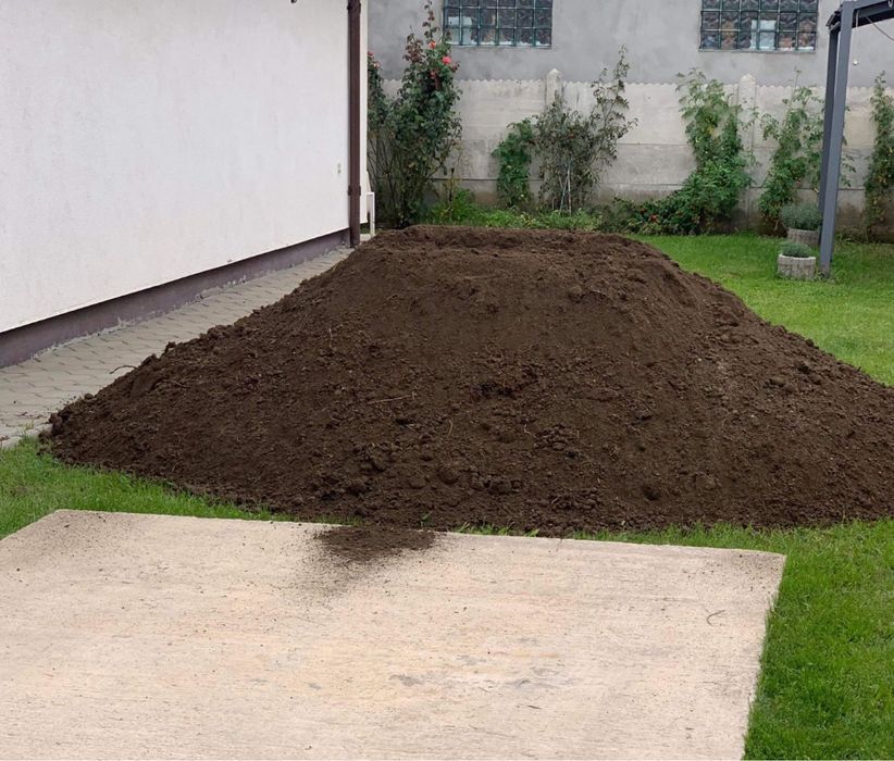 Pamant vegetal Piatra decorativa de calcar sau granit