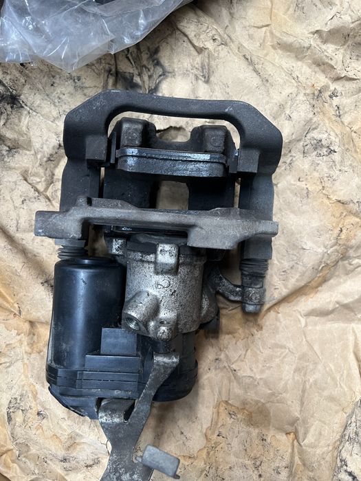 BMW g20-g21 спирачен комплект