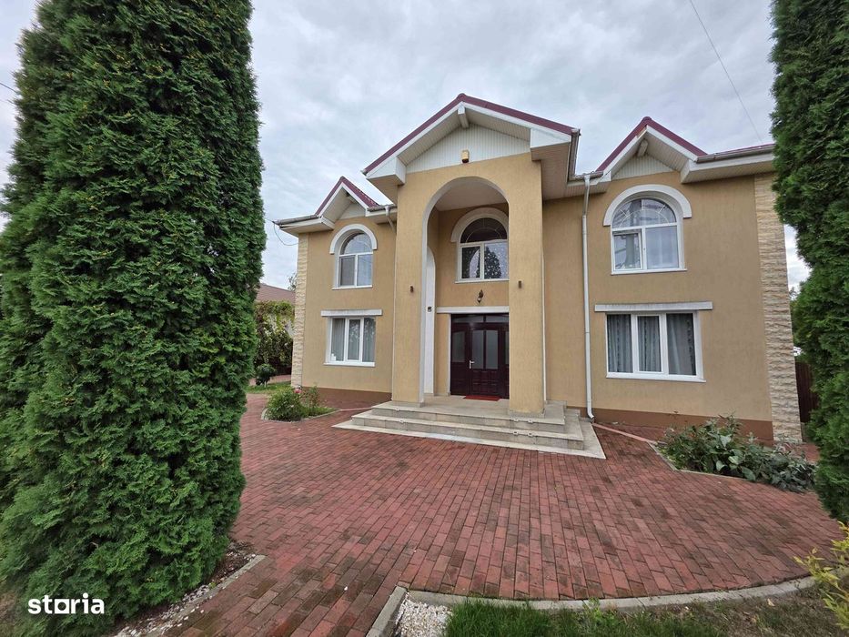 Vilă în Cordun, județul Neamț, mobilată, utilată, teren 1.250 mp