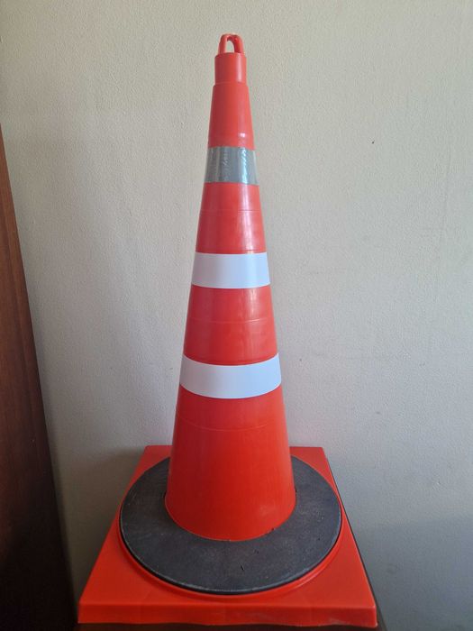 Конус сигнальный 750мм