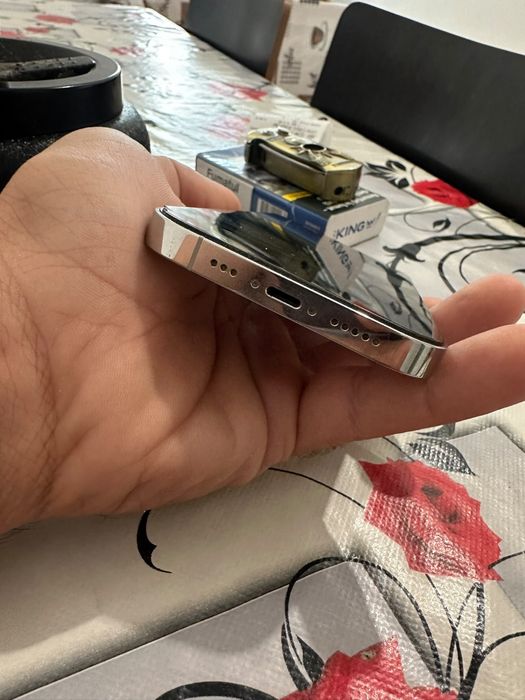 Vand iphone 14 pro sau schimb!