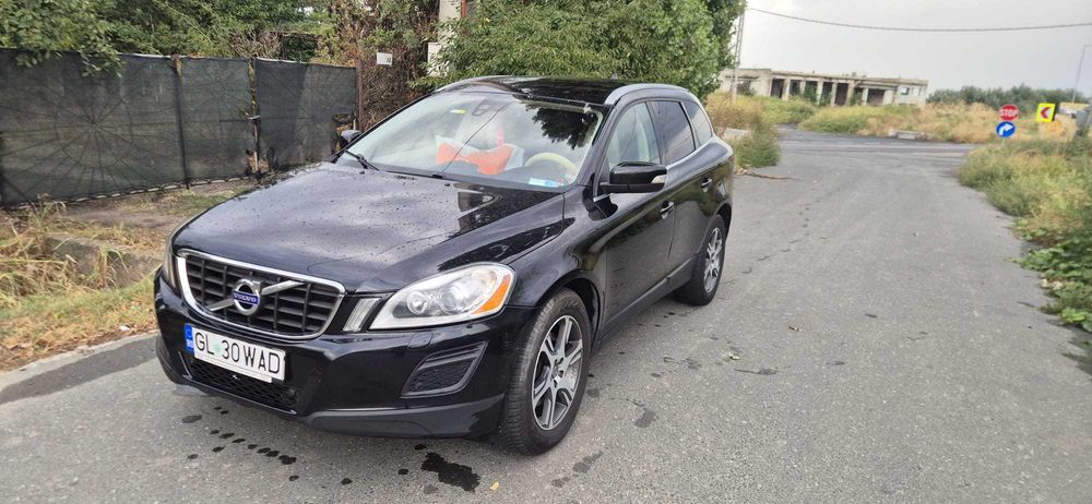 Volvo XC60 2012 237000 KM 2.4 Diesel D5 205 CP Automata AWD Piele Crem