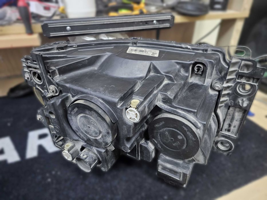 Десен фар Range Rover Sport desen far рейндж ровър спорт