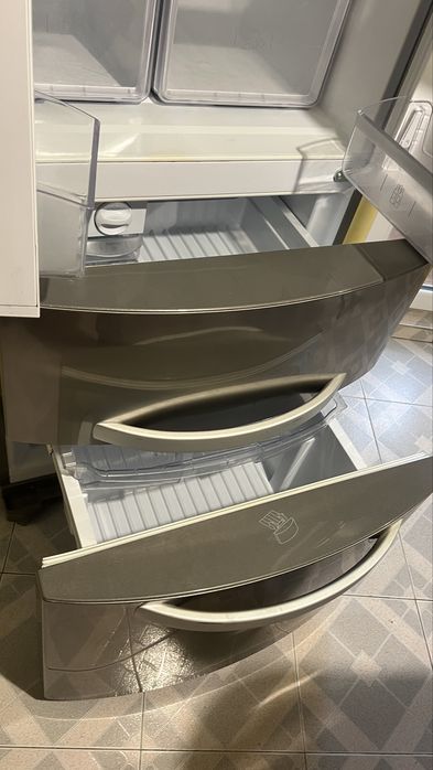 Хладилник  Хотпойнт /Hotpoint/ (Голям) Inox, Total No Frost
