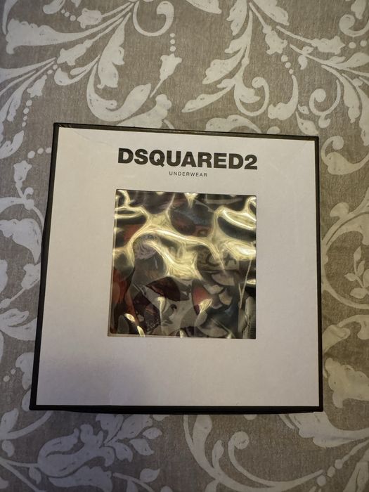 Vand colanti Dsquared marimea S noi cu eticheta